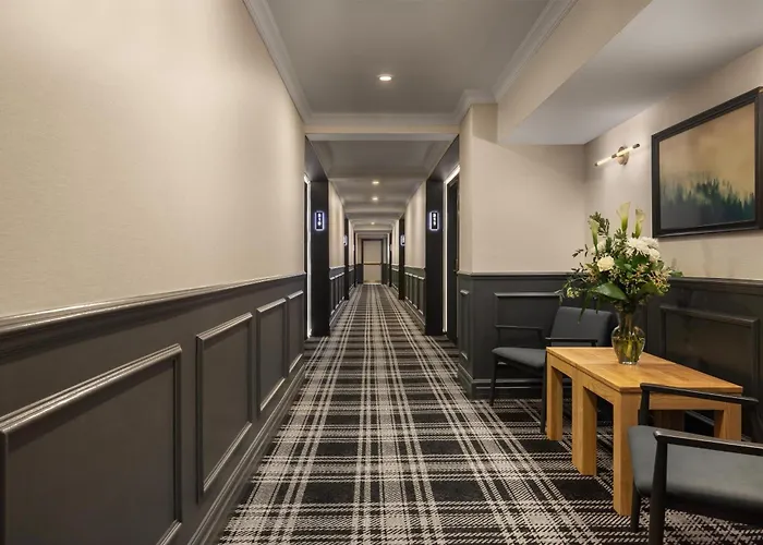 Hotel Vallea Bromont, Tapestry Collection By Hilton